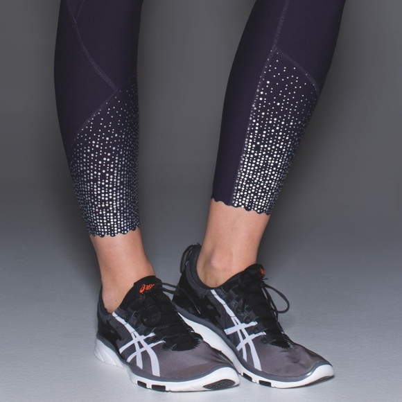 lululemon athletica Pants - Lululemon Tight Stuff II Reflective Size 8